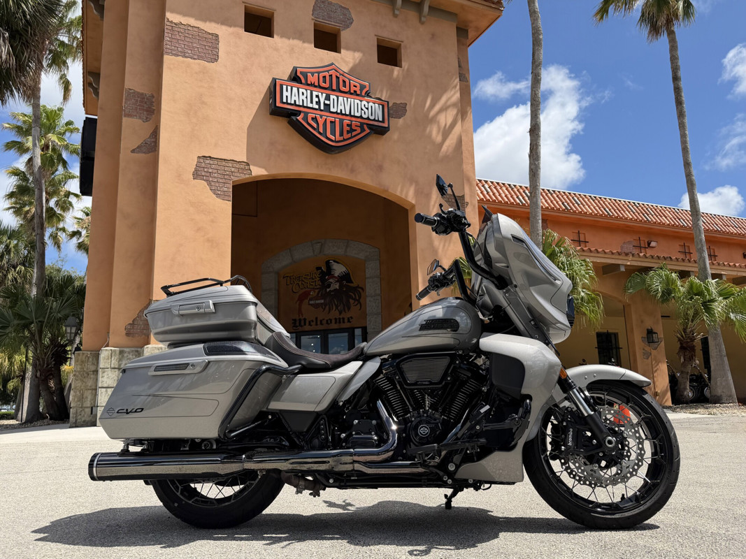 CVO® Street Glide®