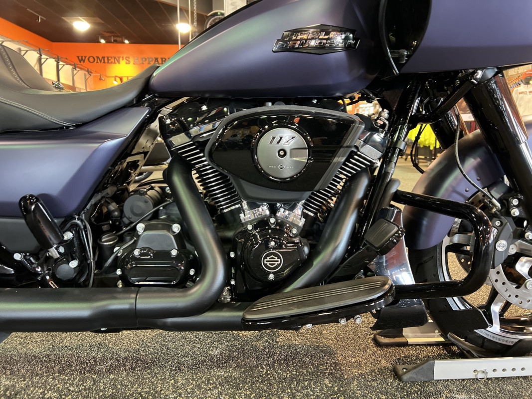Road Glide®