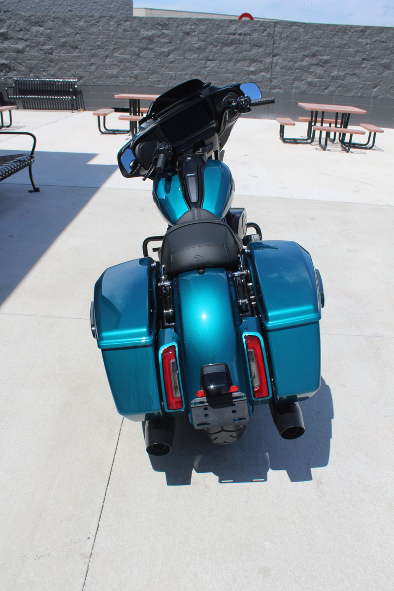 Street Glide®