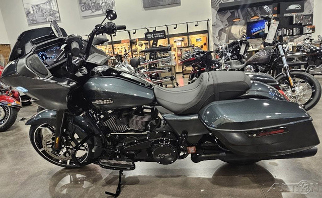 Road Glide®