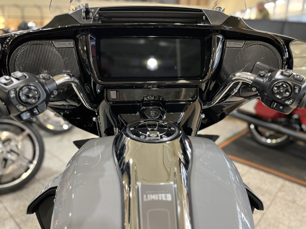Street Glide® 3 Limited