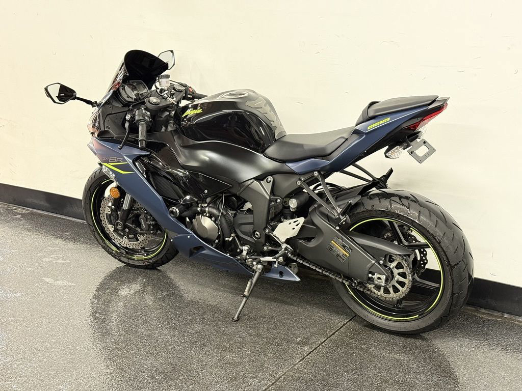 Ninja ZX-6R