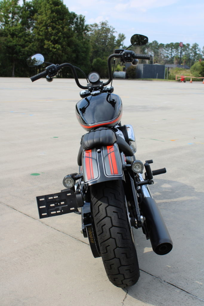 Street Bob®