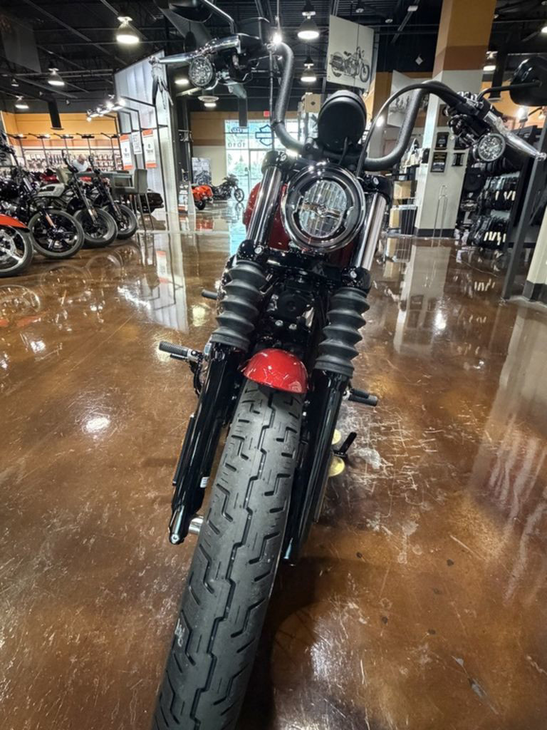 Street Bob®