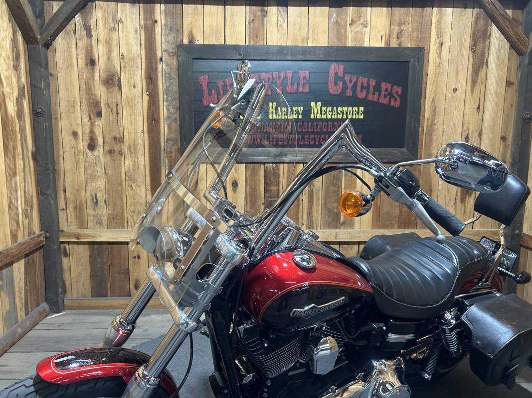 Dyna® Super Glide® Custom