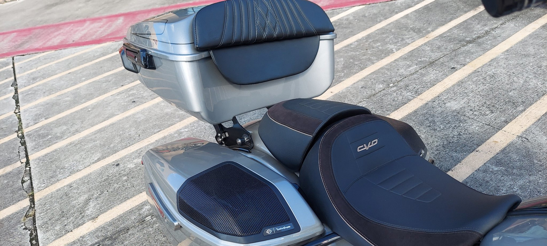 CVO® Street Glide®