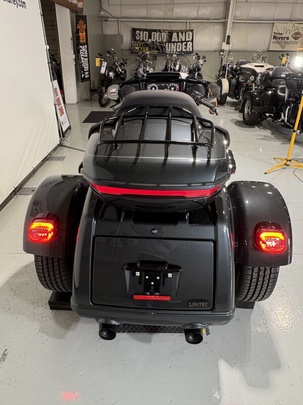 Street Glide® 3 Limited