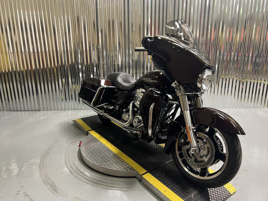 Street Glide®