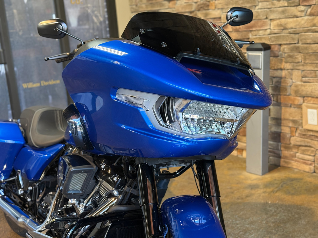 Road Glide®