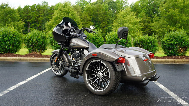 Road Glide® 3