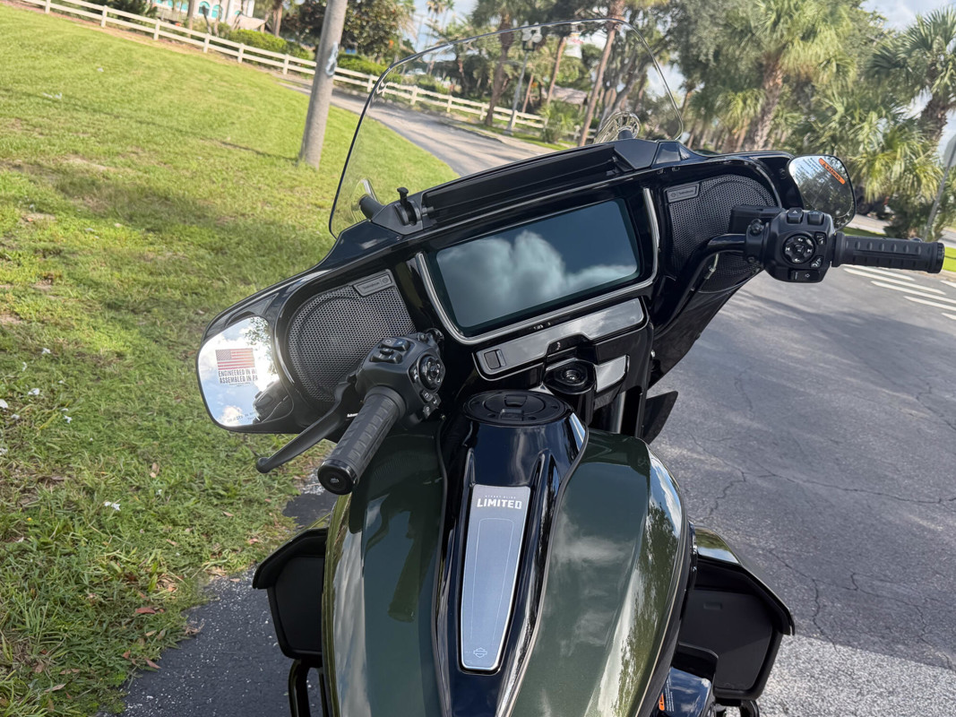 Street Glide® Limited