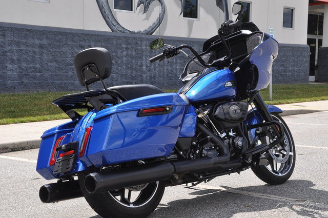 Road Glide®