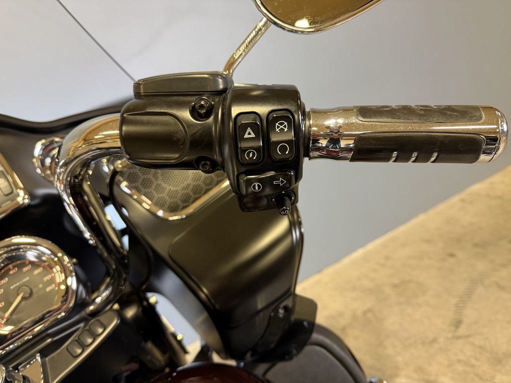 Road Glide® Ultra