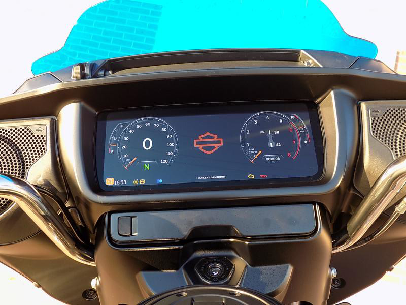 Street Glide®