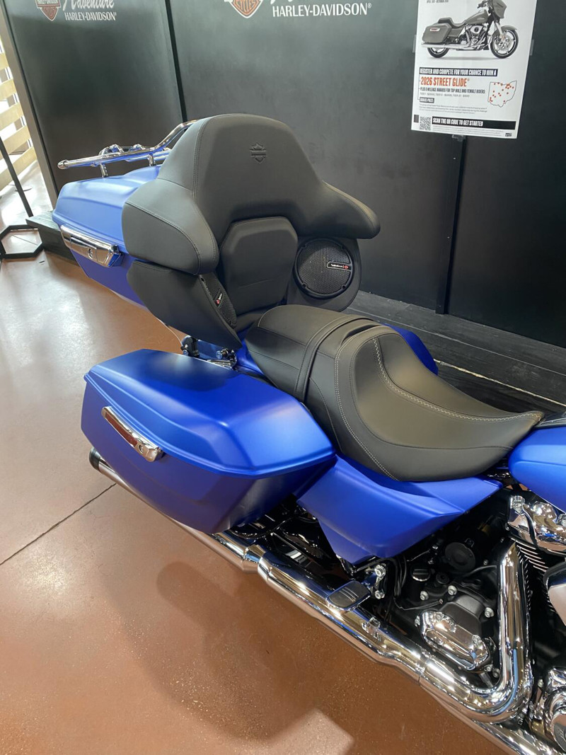 Street Glide®