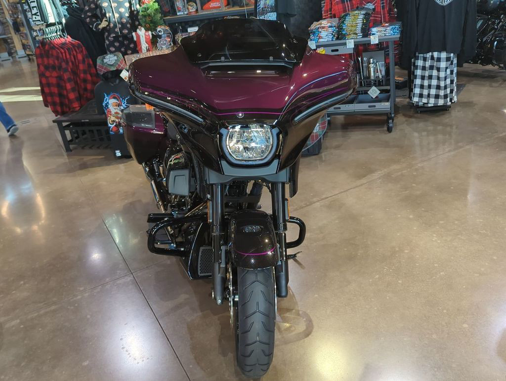 CVO® Street Glide®