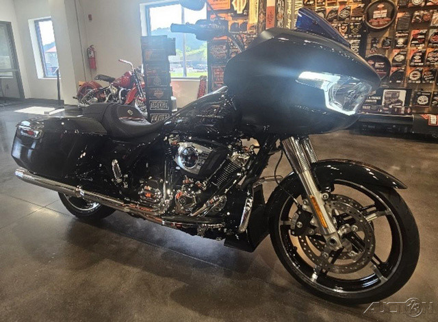Road Glide®