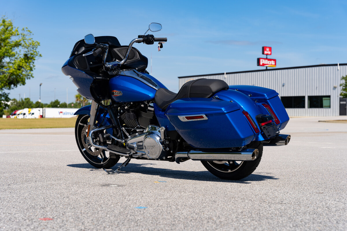 Road Glide®