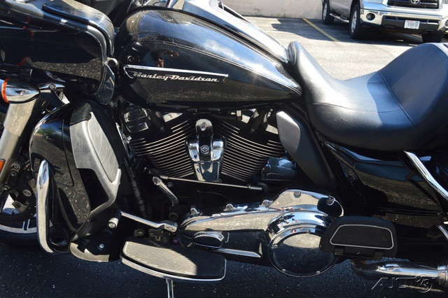 Road Glide® Ultra
