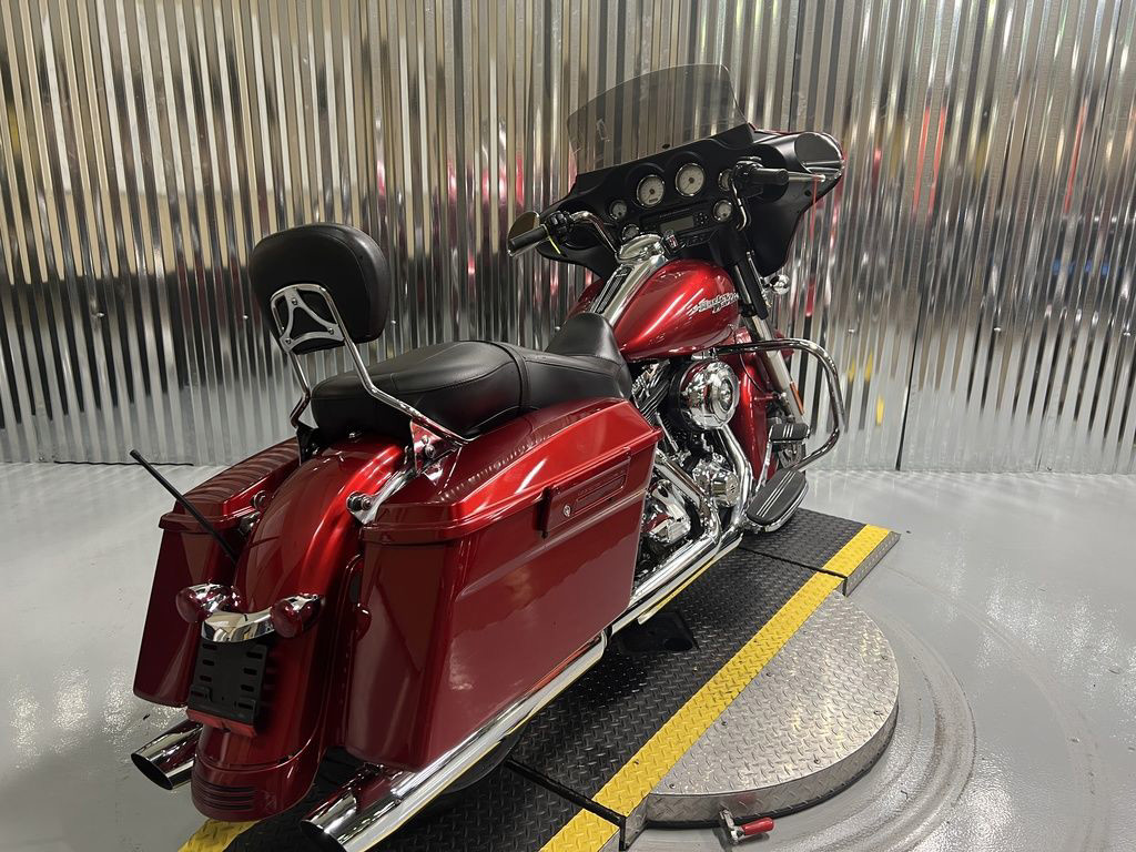 Street Glide®