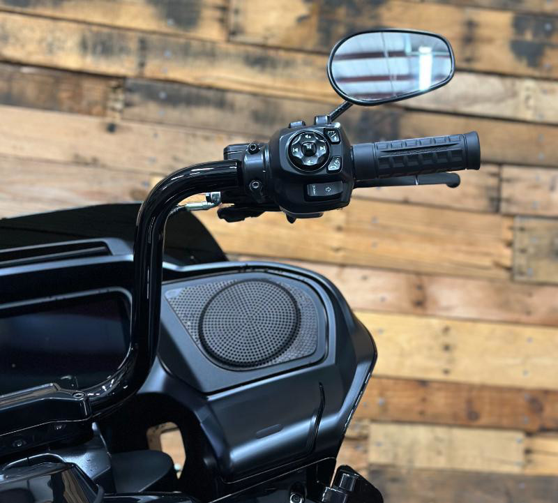 Road Glide®