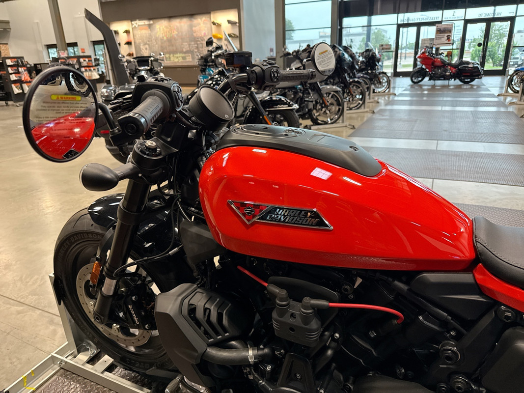 Sportster® S