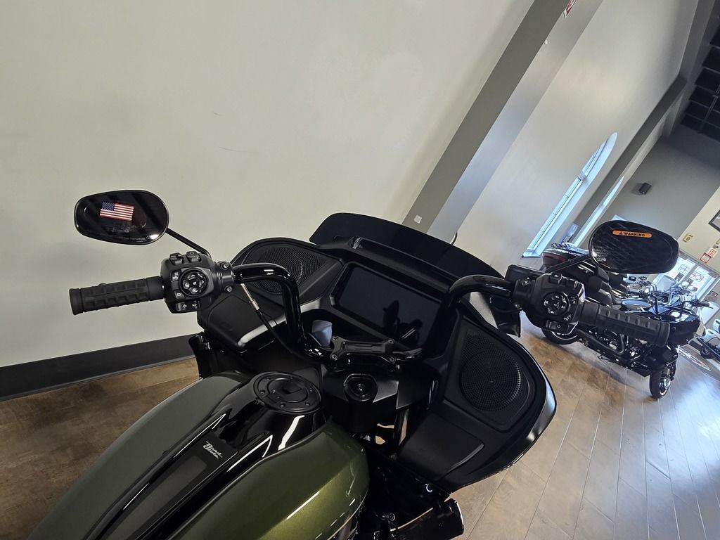 Road Glide®