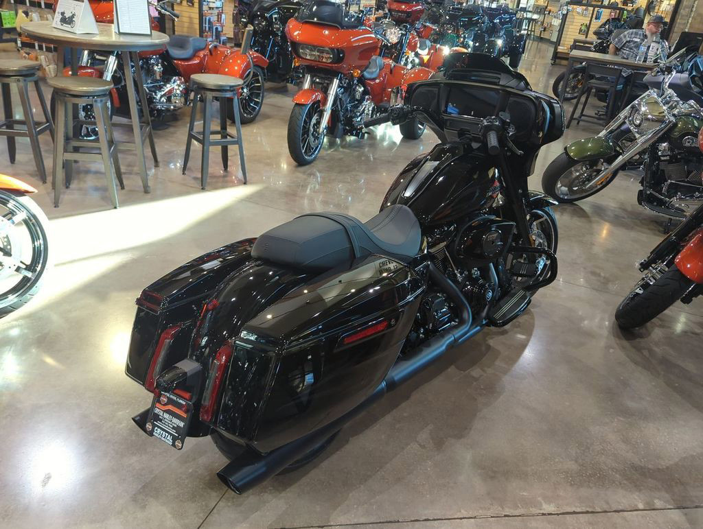 Street Glide®