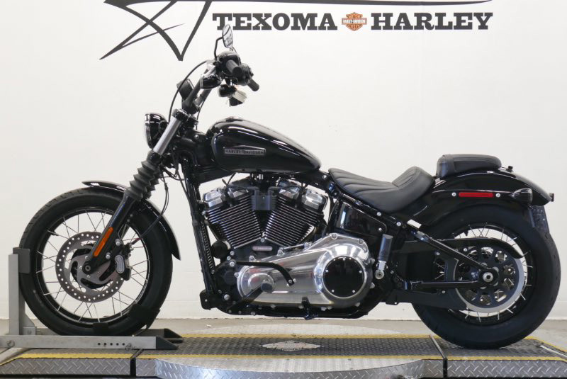 Street Bob®