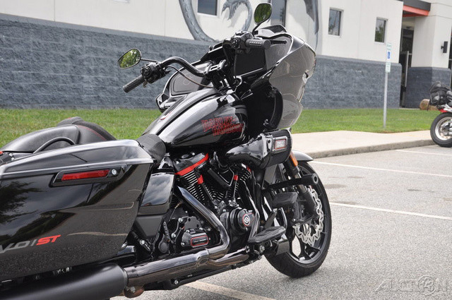 CVO® Road Glide® ST