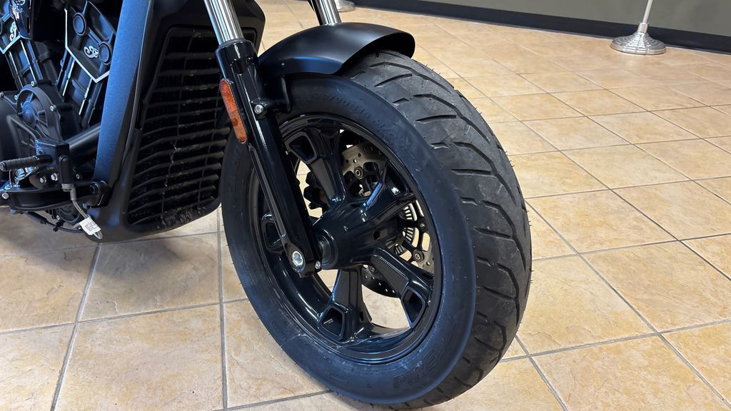 Scout Bobber Sixty