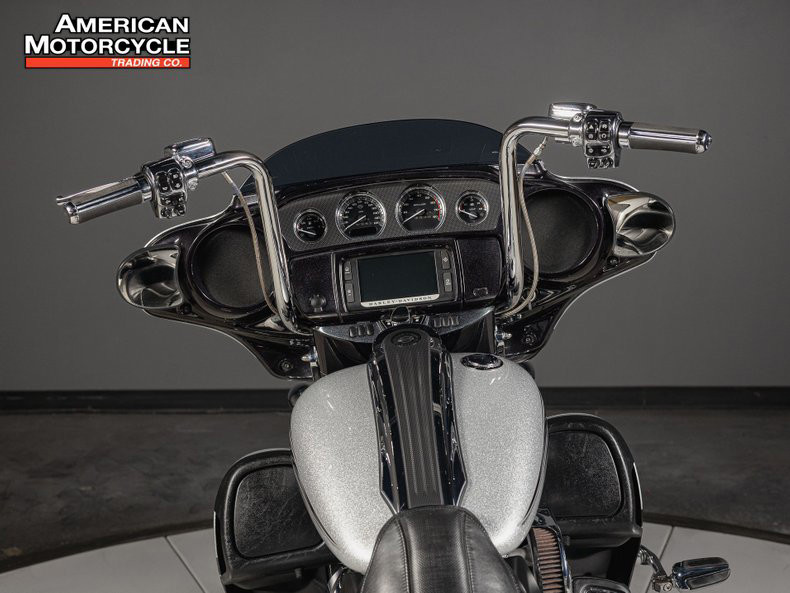 CVO® Street Glide®