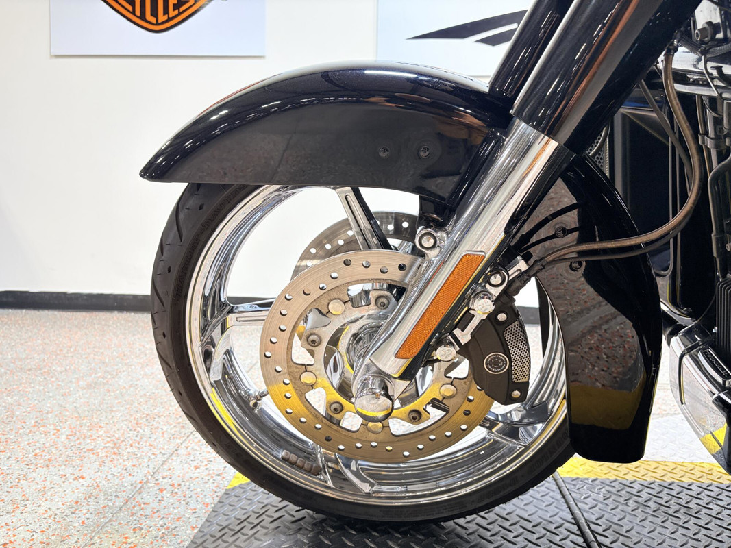 CVO® Street Glide®