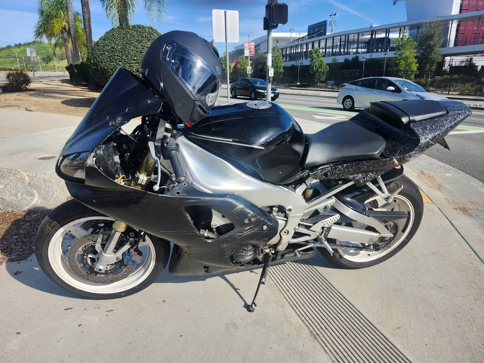 2000 Yamaha YZF-R1 for Sale in Los Angeles, CA (Item 1365355)