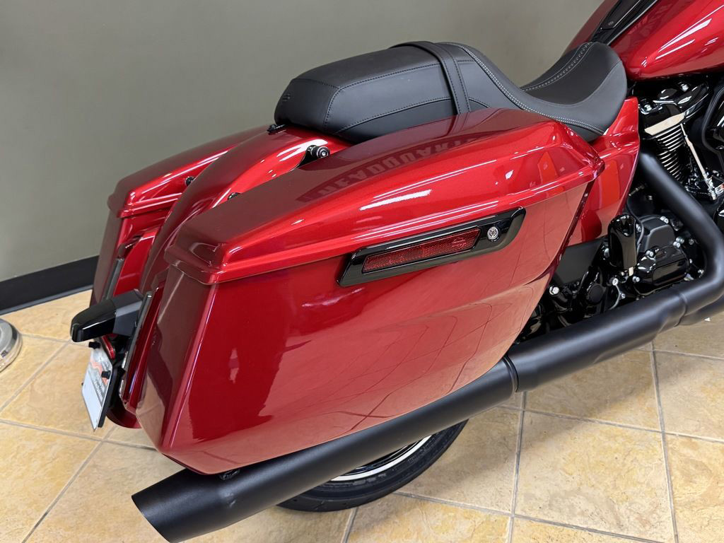 Road Glide®