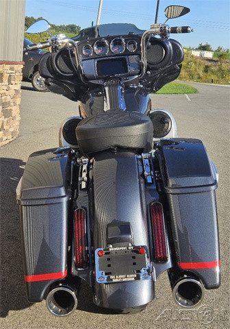 CVO® Street Glide®