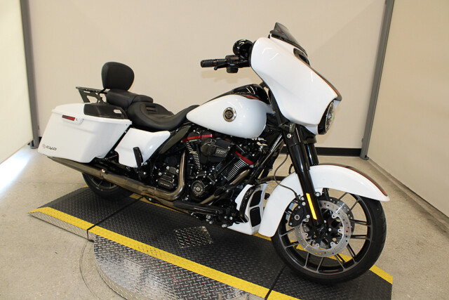 CVO® Street Glide®