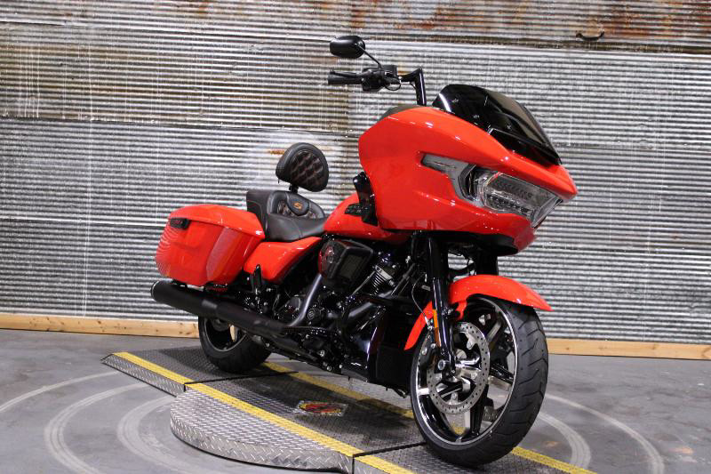 Road Glide®
