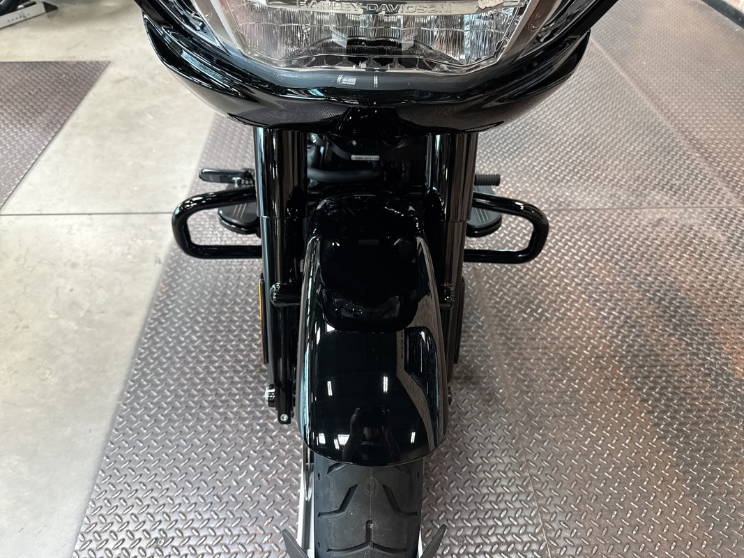Road Glide®