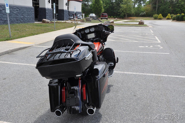 CVO® Street Glide®