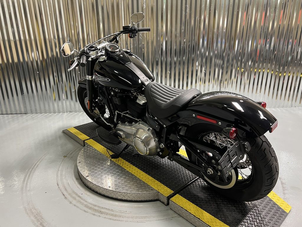 Softail® Slim®