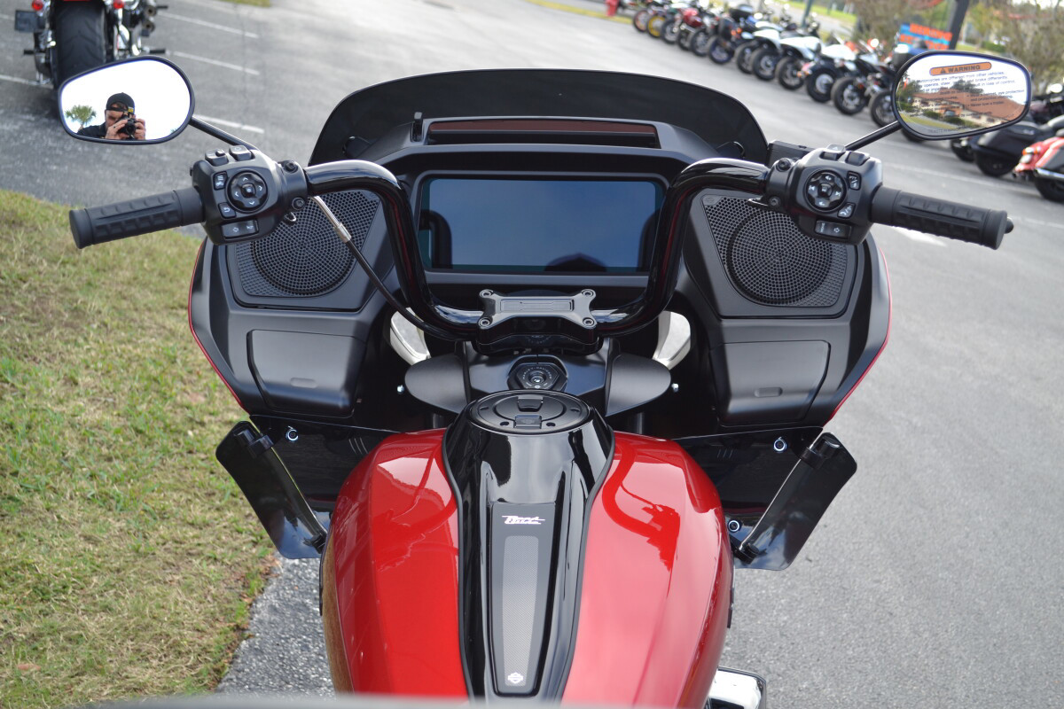 Road Glide®