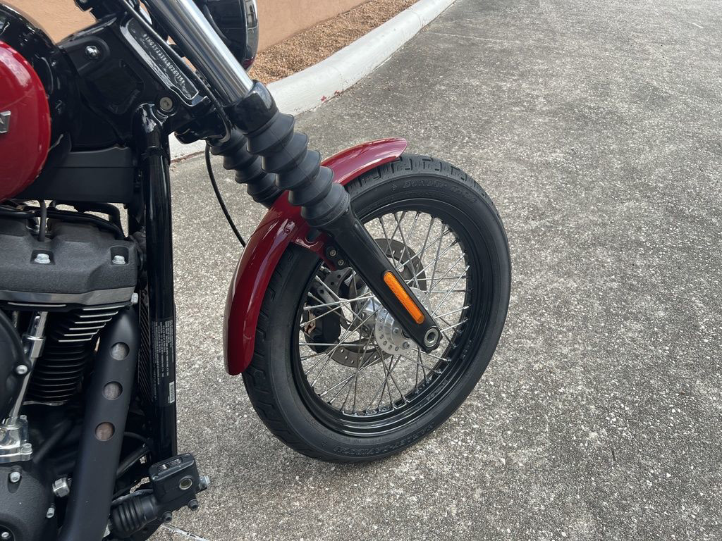 Street Bob®