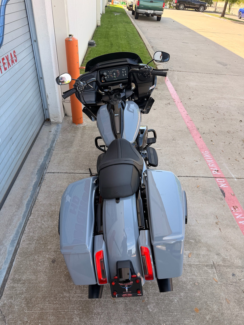 Road Glide®