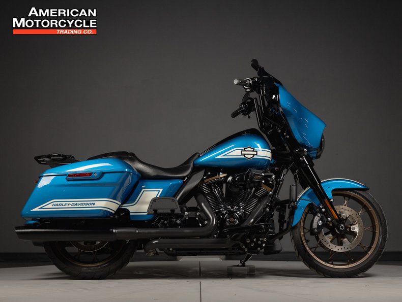Street Glide® ST