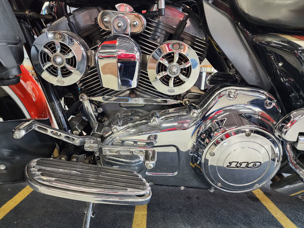 CVO® Ultra Classic® Electra Glide®