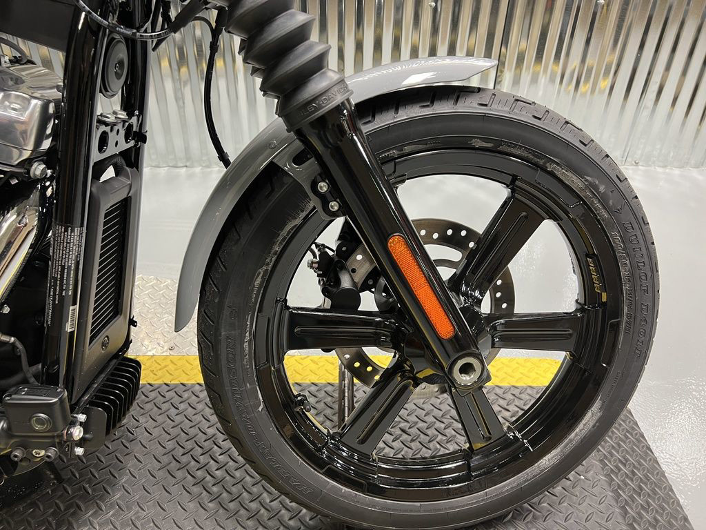 Street Bob®