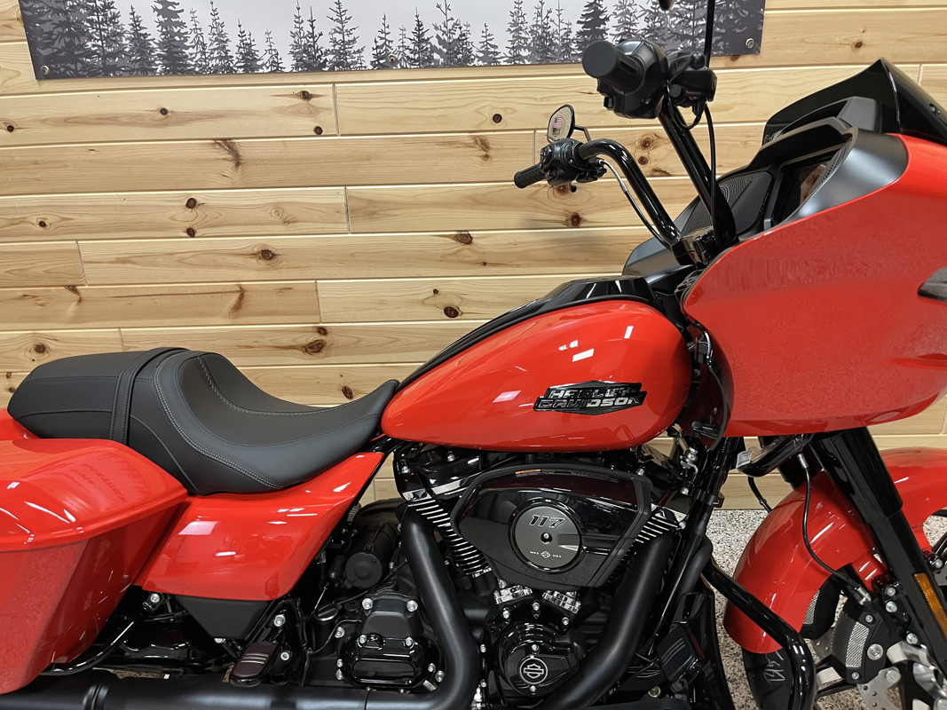 Road Glide®