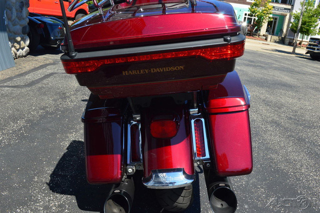 Road Glide® Ultra