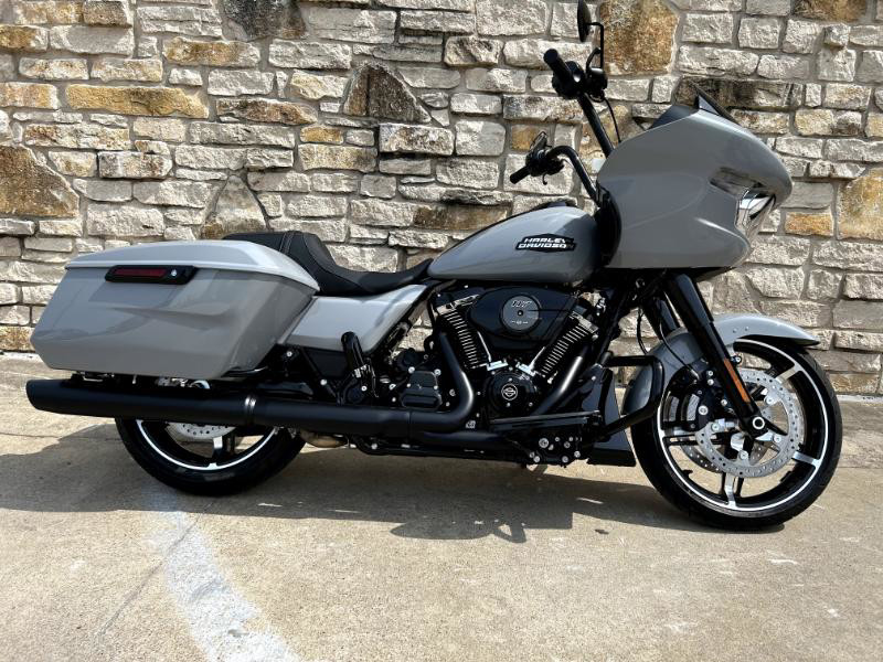 Road Glide®